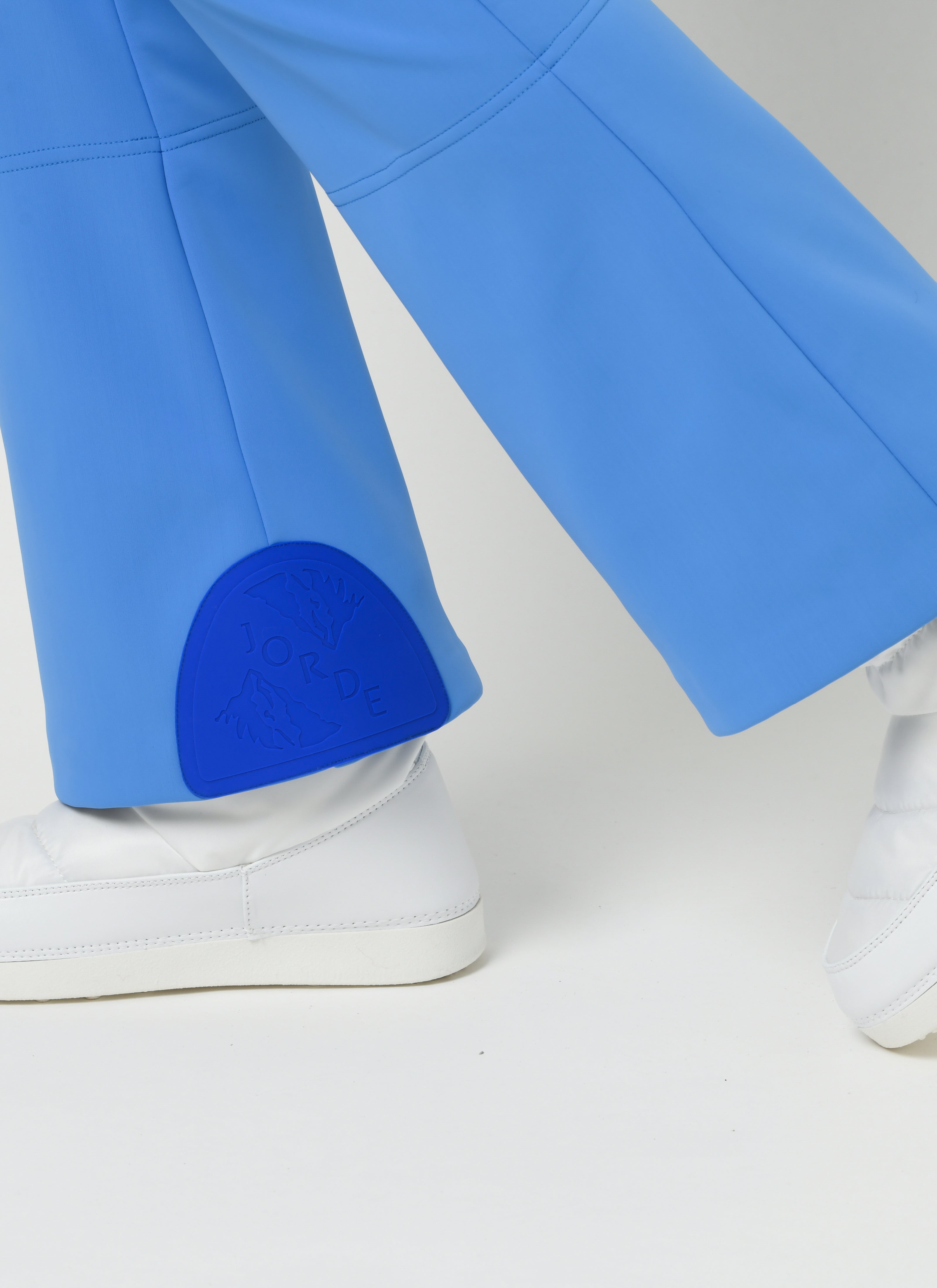 women's ski pant with ankle patch