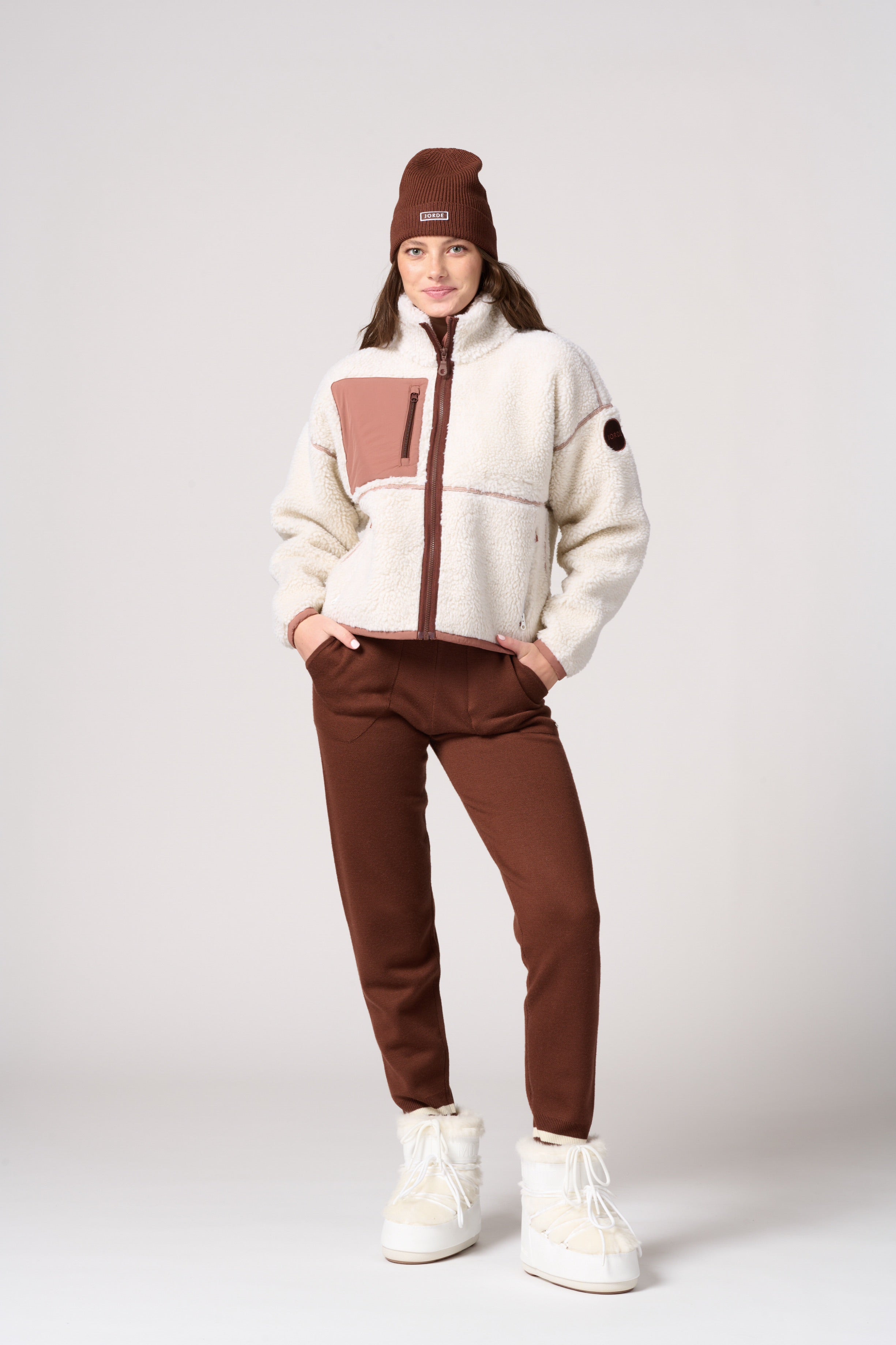 Miller Fleece in Latte