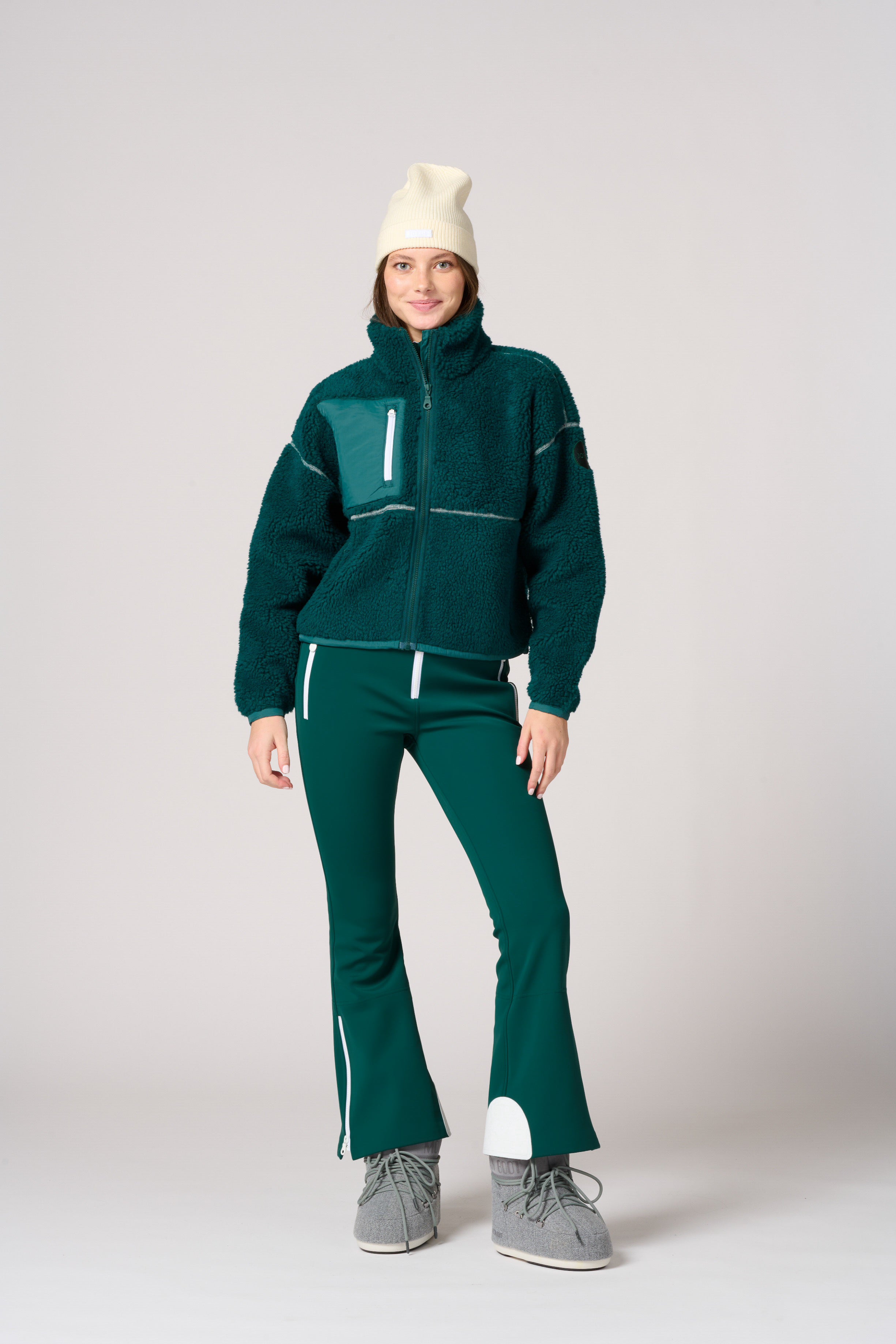 Miller Fleece in Spruce